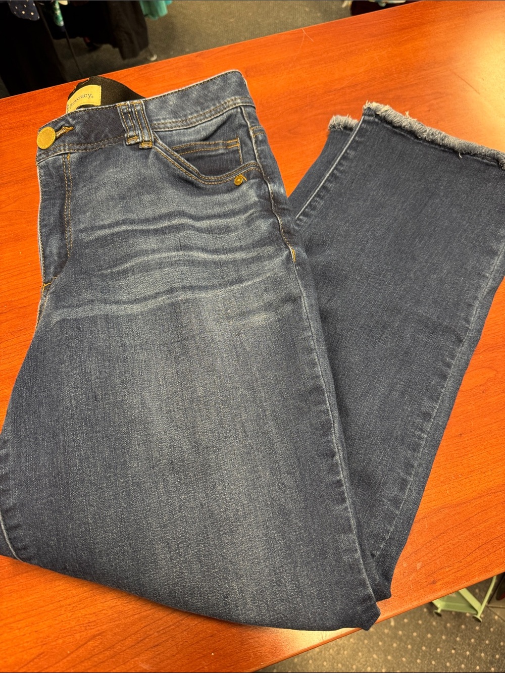 Democracy jeans size 12 // 052221